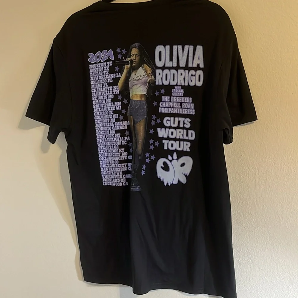 Olivia Rodrigo GUTS World Tour Merch Shirt Tee Music Pop OR 2024 Large New - Picture 4 of 5